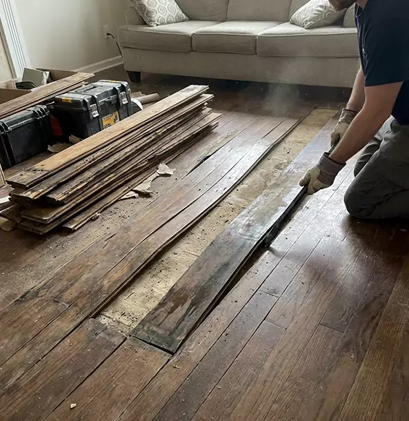 Why Marble Hill Homeowners Choose Marble Hill Restoration Pro for Water Damage Floor Repair?